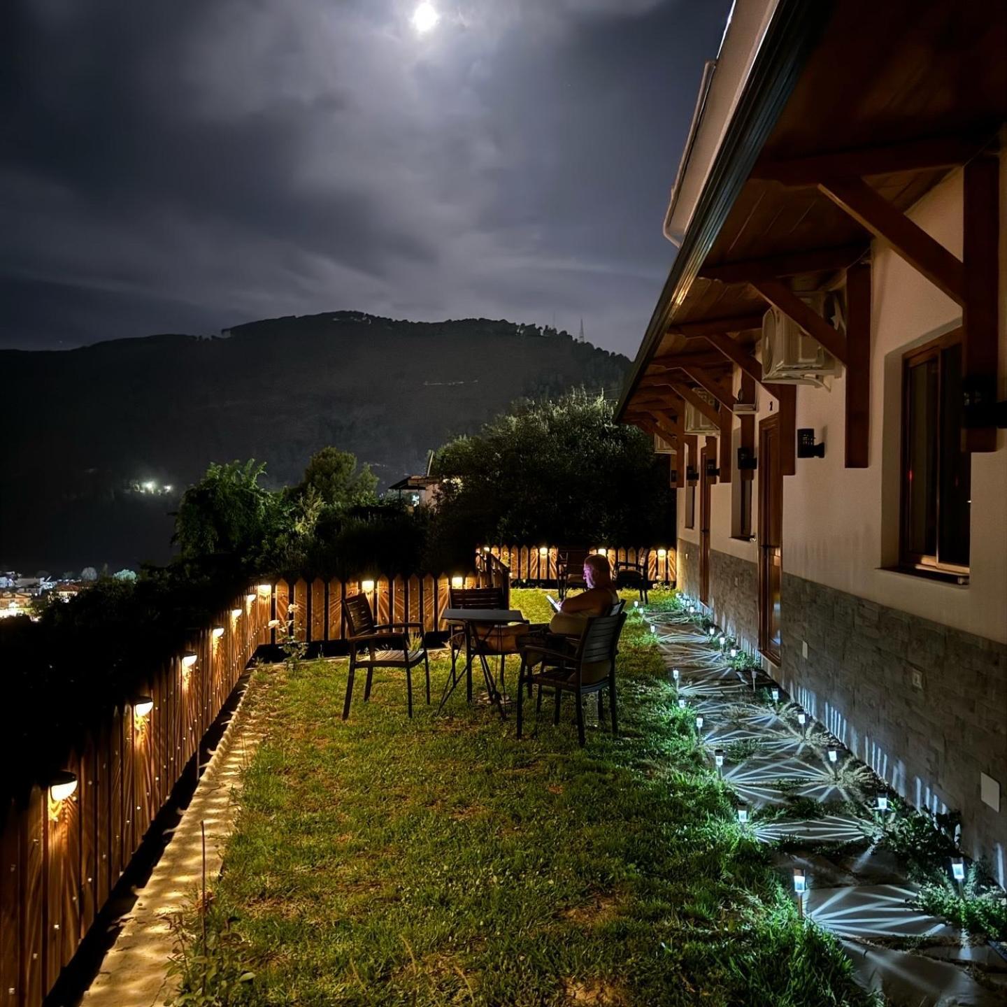 Guest House Mario Berat Kültér fotó